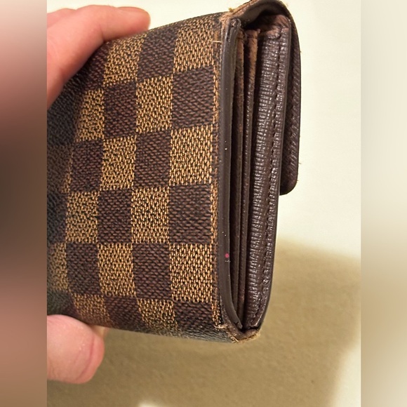 Not 4 Sale
 Louis Vuitton Damier Ebene Sarah wallet,Rehab wallet sending out - Picture 6 of 17